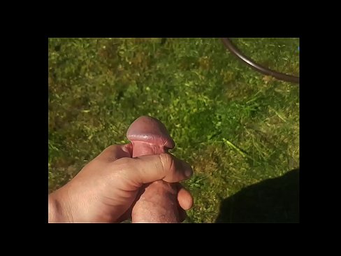 ❤️ Hot hottie si fa scopare la figa rosa e sborra con uno squirt in un giardino estivo ☑ Pornoal it.xxxomg.ru ❌️